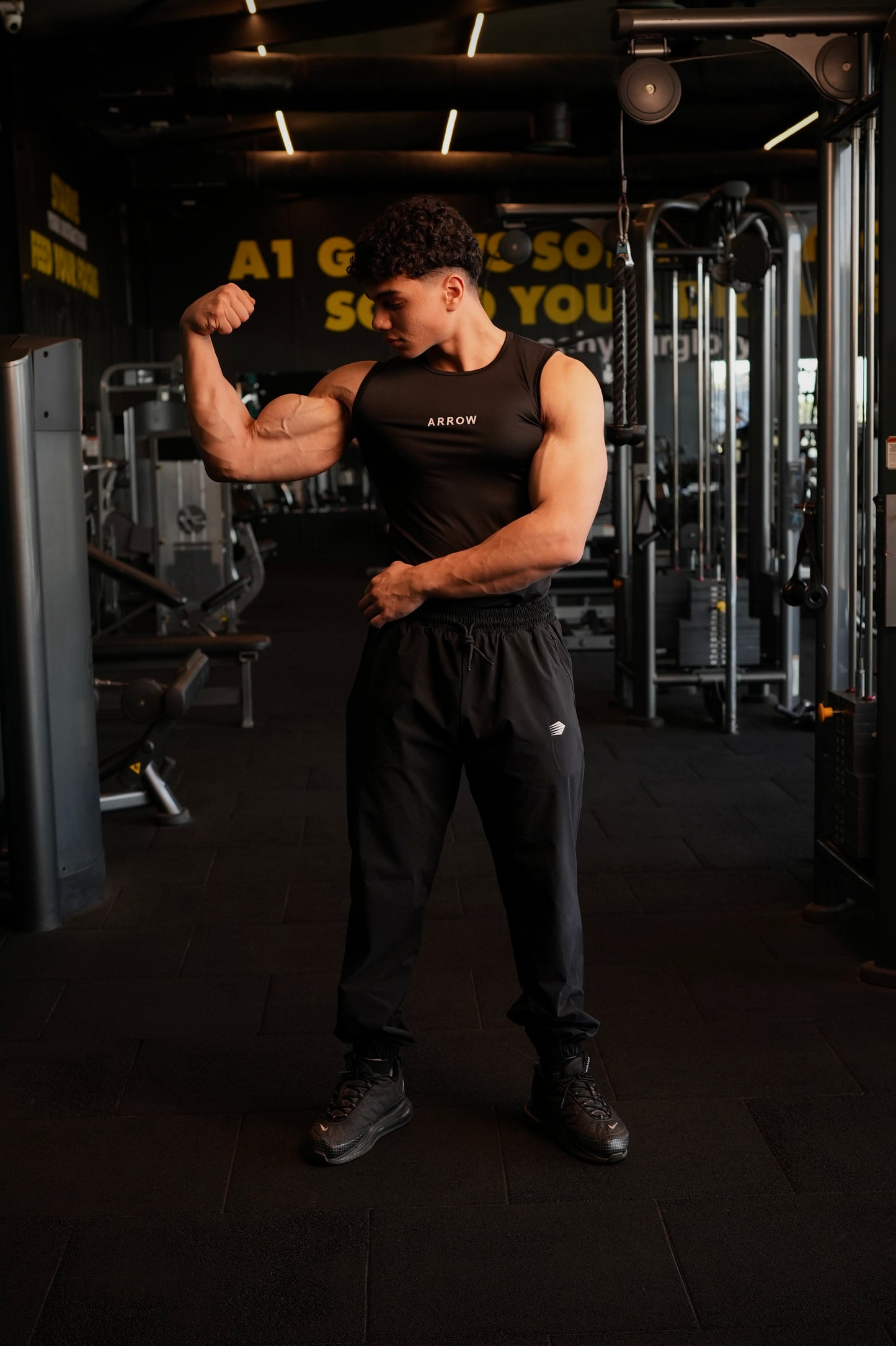 BLACK COMPRESSION TANK 2.0