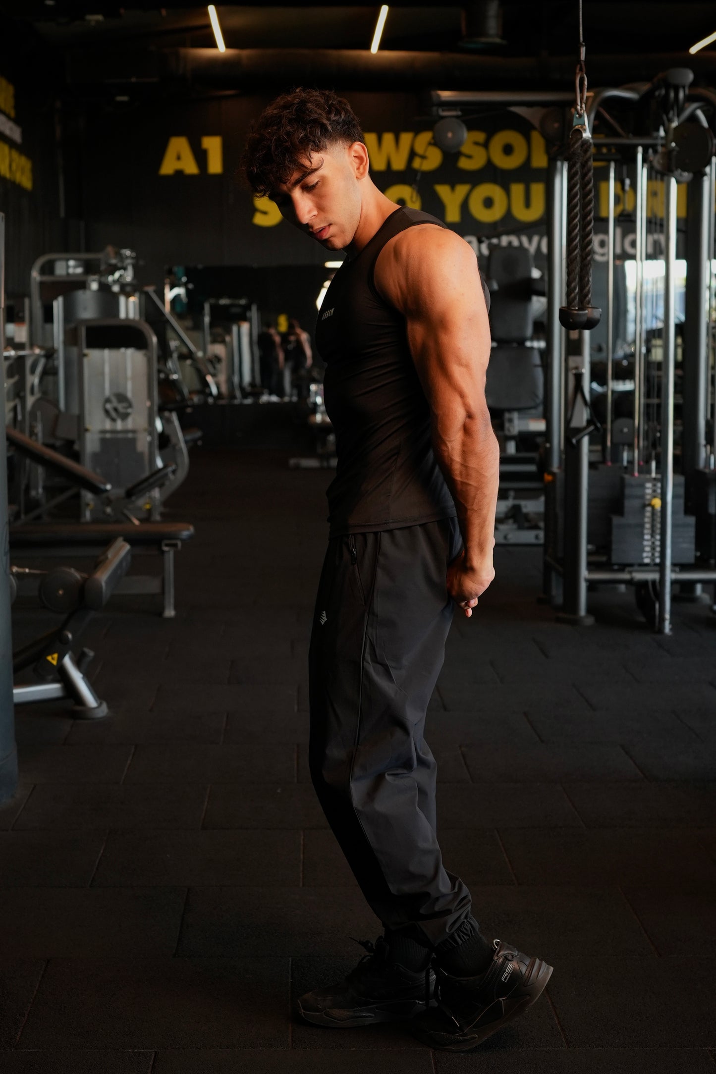 BLACK COMPRESSION TANK 2.0