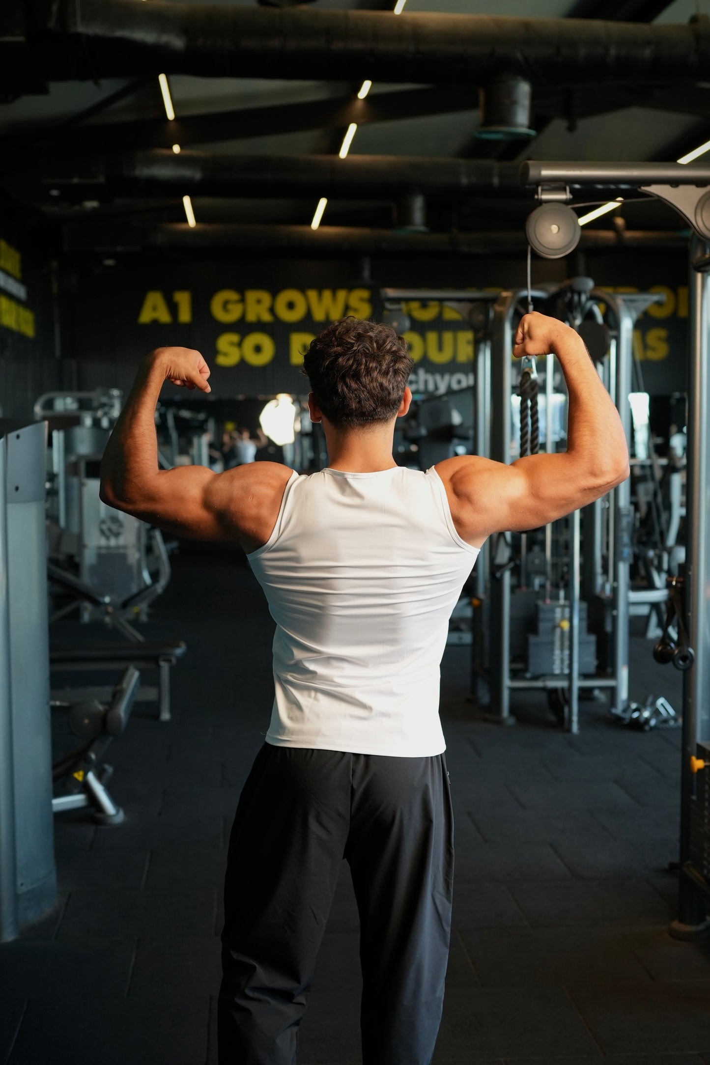 BLACK COMPRESSION TANK 2.0
