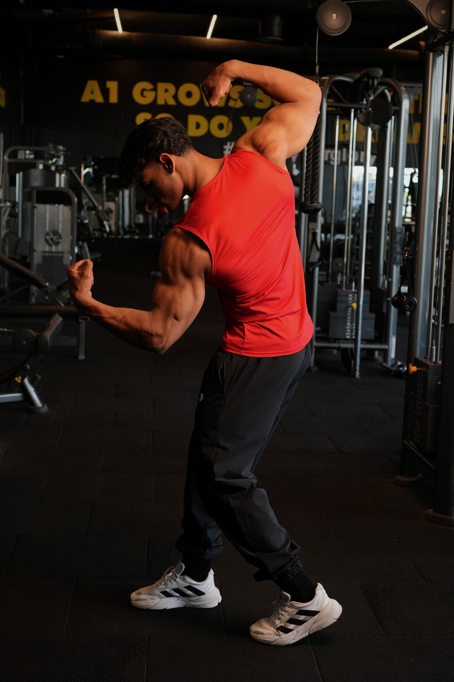 BLACK COMPRESSION TANK 2.0