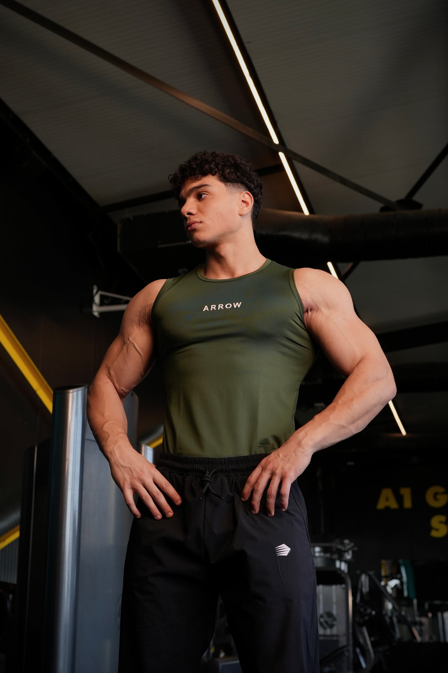 BLACK COMPRESSION TANK 2.0