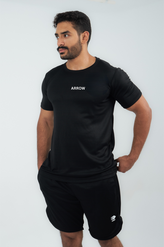 Black short sleeve t-shirt