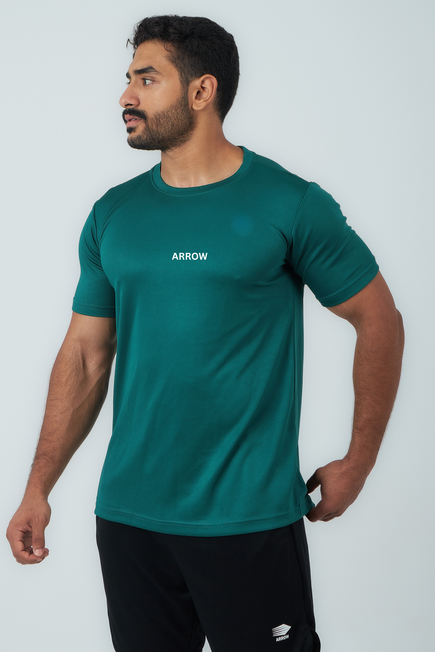 Green short sleeve t-shirt