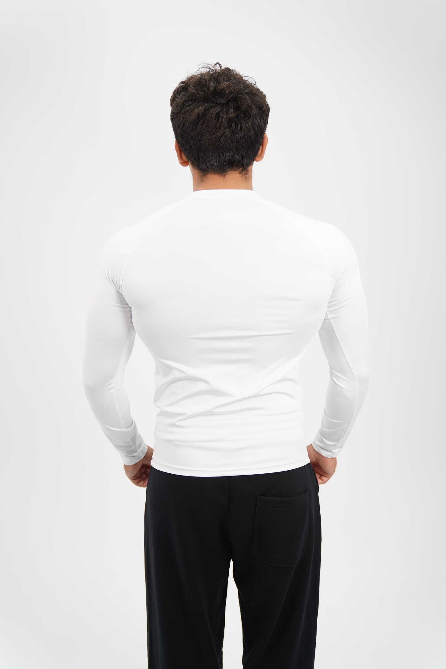 WHITE LONG SLEEVE COMPRESSION