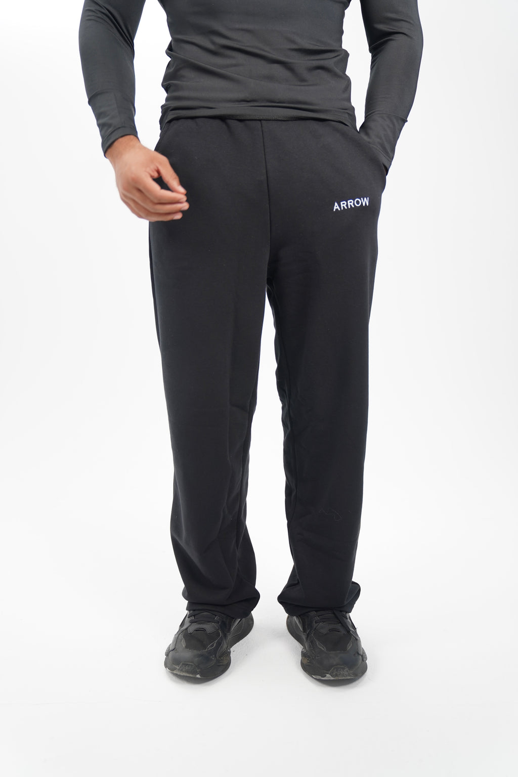 WIDE LEG BLACK PANTS