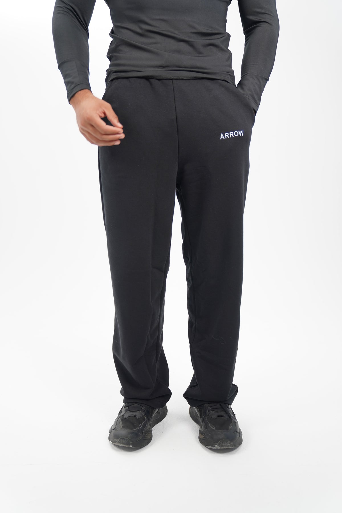 WIDE LEG BLACK PANTS